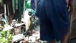 若い日本の妊婦は、ホームレスの男とセックスする熱い日本の性交