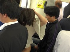 YRMN-061 いつもの電車で強力媚薬をマ○コに塗られてそのまま発情逆痴漢！！